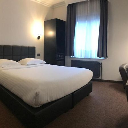 Hotel Chantecler Bruxelles Extérieur photo